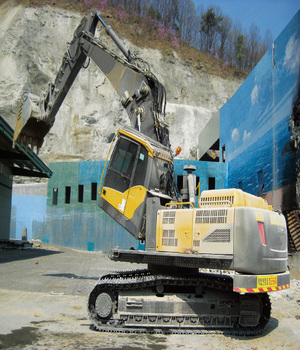 DIGGING FRONT
