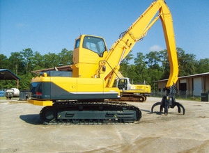 MATERIAL HANDLER