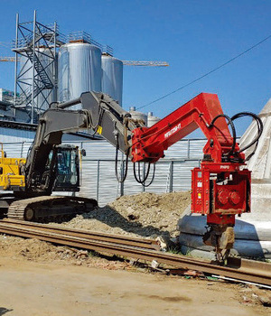 PILE DRIVER