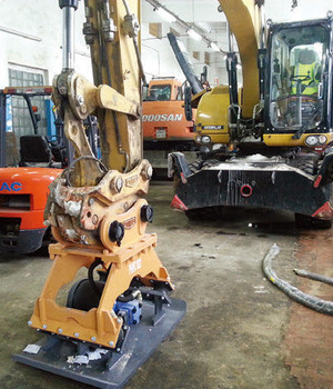 COMPACTOR