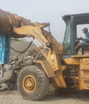WHEEL LOADER